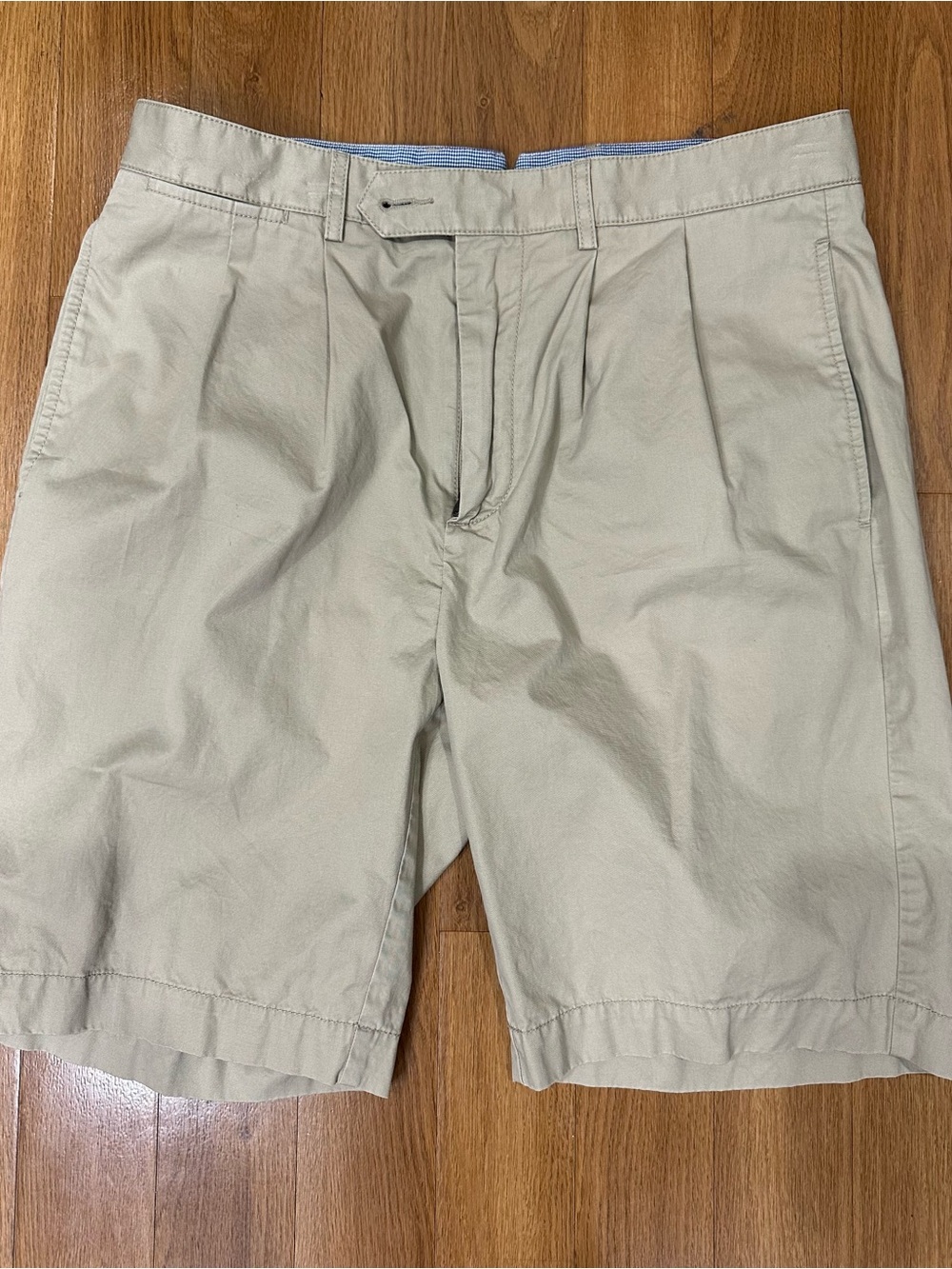 Men's Daniel Cremieux  Pleated Cotton Shorts - Beige